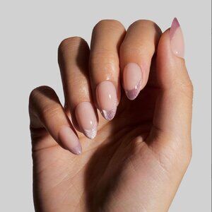 Celebritips Press On Nails “How Do You Like Your Rosé?” Short Almond NIB